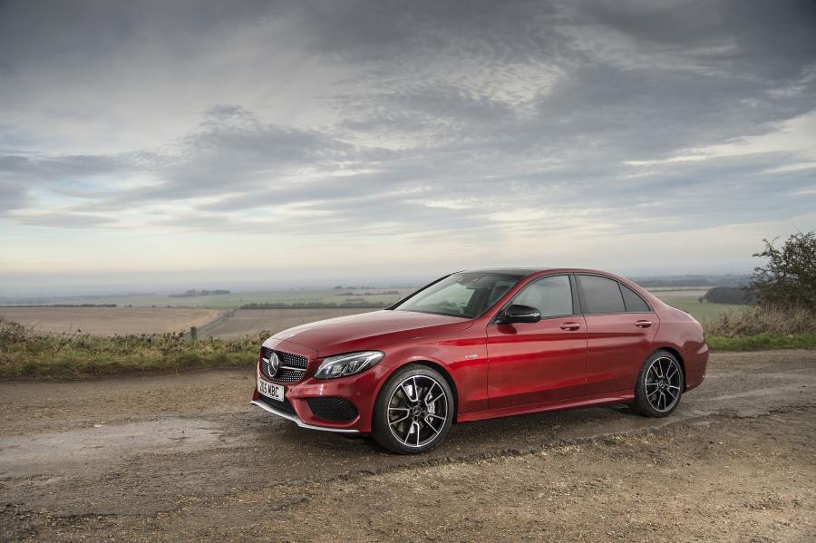  Mercedes-AMG C43 4Matic 2016 года  (UK) (фото 17 из 28)